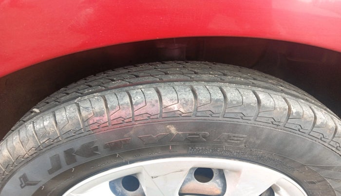 2015 Hyundai Elite i20 MAGNA 1.4 CRDI, Diesel, Manual, 1,11,253 km, tyre