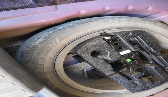 2021 Volkswagen TAIGUN TOPLINE 1.0 TSI AT, Petrol, Automatic, 43,817 km, tyre