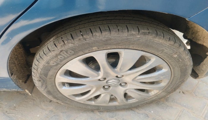 2016 Maruti Baleno ALPHA DIESEL 1.3, Diesel, Manual, 1,23,469 km, tyre