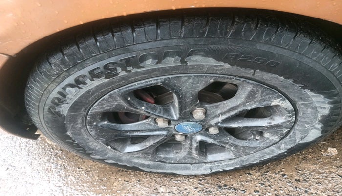 2015 Ford New Figo TITANIUM1.5 DIESEL, Diesel, Manual, 49,082 km, tyre