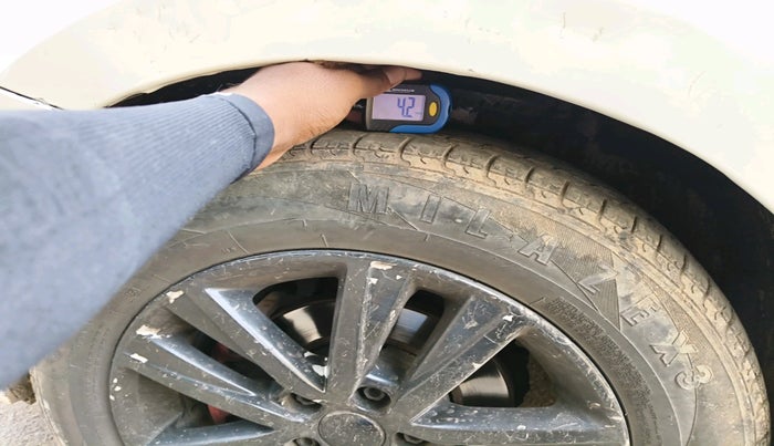 2013 Volkswagen Polo HIGHLINE DIESEL, Diesel, Manual, 95,201 km, tyre