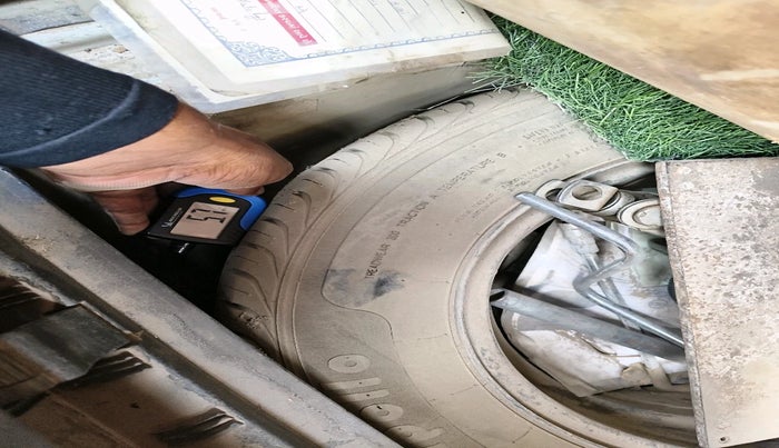 2013 Volkswagen Polo HIGHLINE DIESEL, Diesel, Manual, 95,201 km, tyre