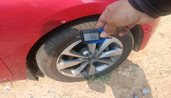 2016 Hyundai Elite i20 ASTA 1.4 CRDI (O), Diesel, Manual, 1,29,692 km, tyre