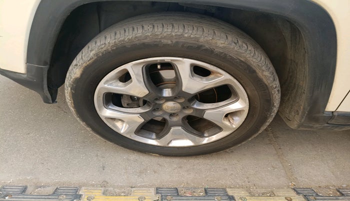 2019 Jeep Compass LIMITED PLUS PETROL AT, Petrol, Automatic, 1,56,072 km, tyre