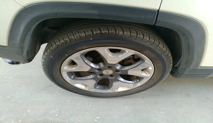 2019 Jeep Compass LIMITED PLUS PETROL AT, Petrol, Automatic, 1,56,072 km, tyre