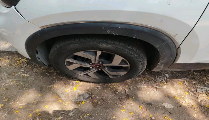 2021 KIA SONET HTK PLUS 1.2, Petrol, Manual, 56,319 km, tyre