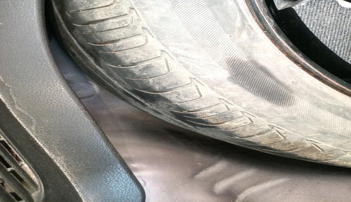 2018 Honda WR-V 1.2L I-VTEC VX MT, Petrol, Manual, 1,28,512 km, tyre