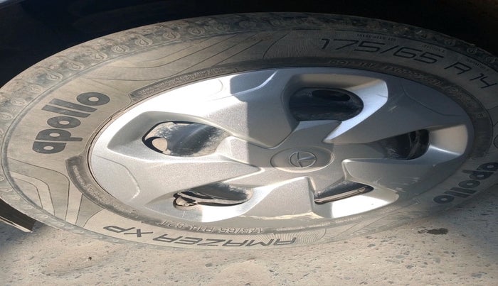 2021 Tata Tiago XT (O) PETROL, Petrol, Manual, 17,051 km, tyre