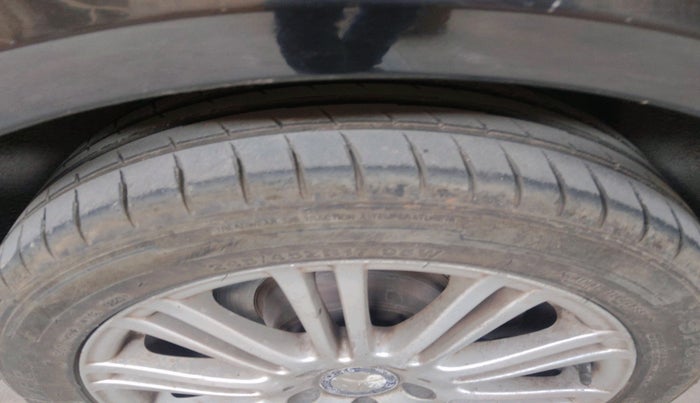 2010 Mercedes Benz E Class E200 CGI ELEGANCE, Petrol, Automatic, 58,781 km, tyre