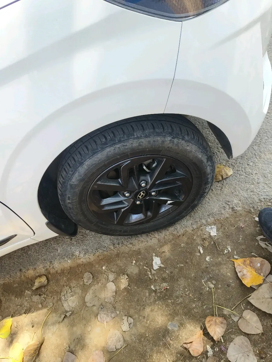 2021 Hyundai GRAND I10 NIOS SPORTZ 1.2 KAPPA VTVT, Petrol, Manual, 19,185 km, tyre