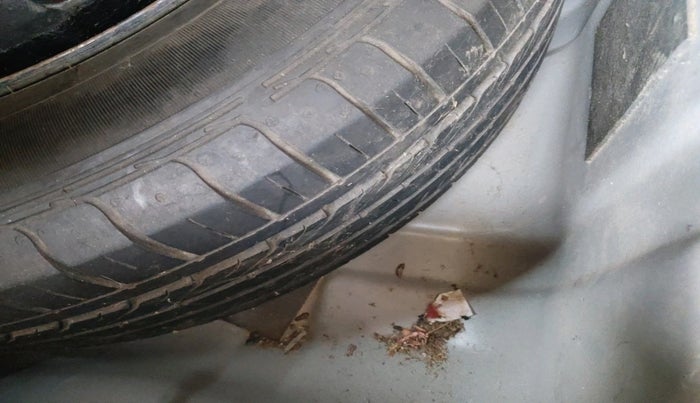 2019 Tata NEXON XM PETROL, Petrol, Manual, 72,863 km, tyre