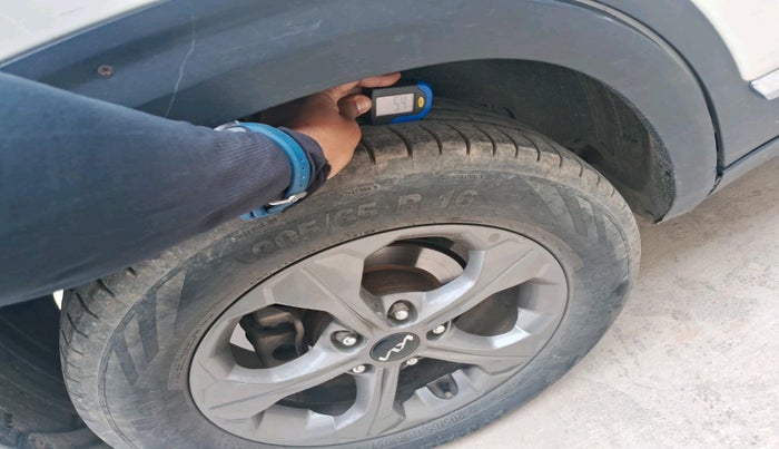 2021 KIA SELTOS HTK PLUS 1.5 DIESEL, Diesel, Manual, 94,611 km, tyre