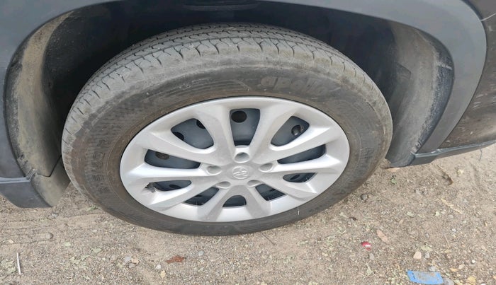 2025 Toyota URBAN CRUISER HYRYDER E NEO DRIVE, Petrol, Manual, 3,907 km, tyre