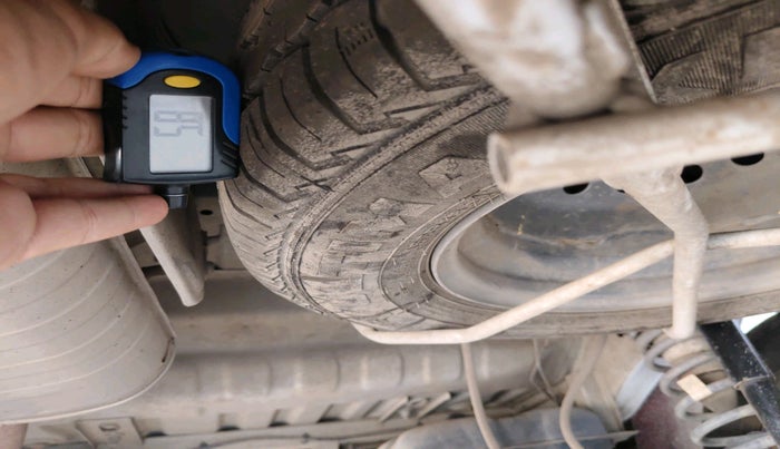 2024 Maruti Eeco 5 STR AC CNG, CNG, Manual, 81,459 km, tyre