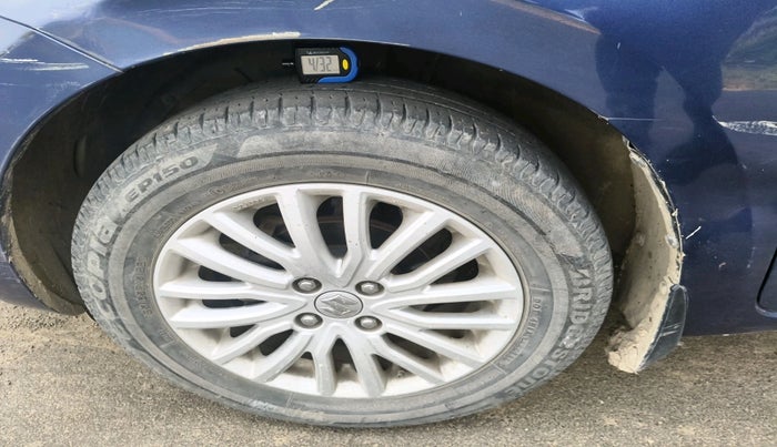 2017 Maruti Dzire ZXI, Petrol, Manual, 60,931 km, tyre