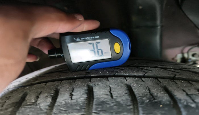 2015 Hyundai Grand i10 ASTA (O) 1.2 KAPPA VTVT, Petrol, Manual, 85,174 km, tyre