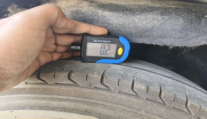 2014 Ford Ecosport TITANIUM 1.0L ECOBOOST, Petrol, Manual, 70,564 km, tyre