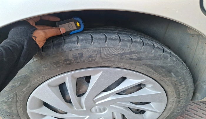 2014 Maruti Ertiga VDI, Diesel, Manual, 1,32,952 km, tyre