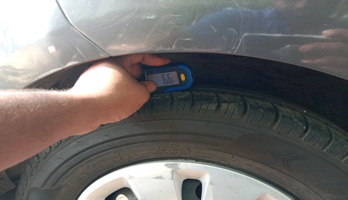 2012 Hyundai i10 MAGNA 1.2, Petrol, Manual, 77,400 km, tyre