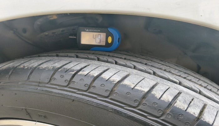 2015 Hyundai Verna FLUIDIC 4S1.6 VTVT S O AT, Petrol, Automatic, 78,563 km, tyre