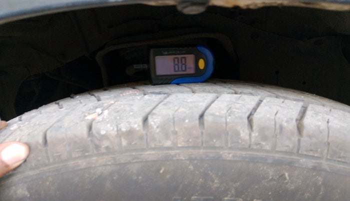 2013 Mahindra Xylo E8 ABS BS-III, Diesel, Manual, 1,35,504 km, tyre