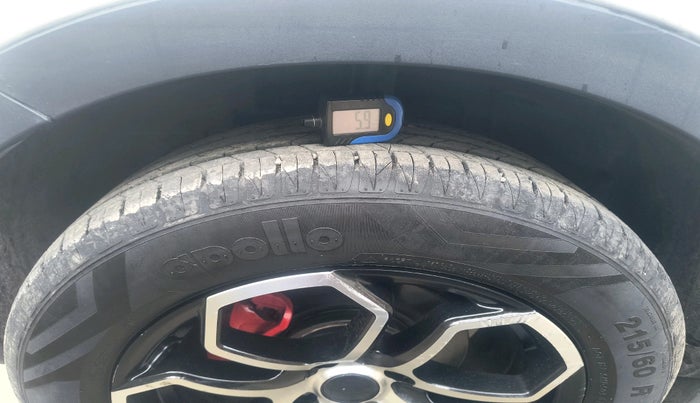 2021 Tata NEXON XE PETROL, CNG, Manual, 1,10,356 km, tyre