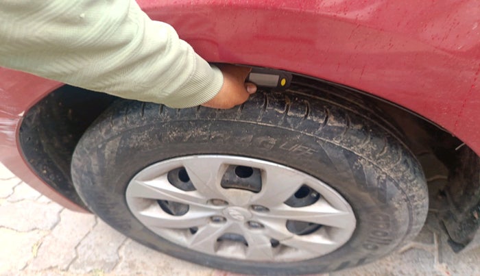 2015 Hyundai Elite i20 MAGNA 1.4 CRDI, Diesel, Manual, 1,11,082 km, tyre