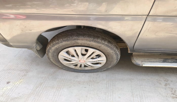 2016 Maruti Eeco 5 STR WITH A/C+HTR, Petrol, Manual, 94,118 km, tyre