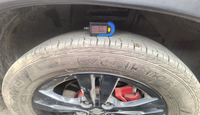 2019 Maruti Vitara Brezza ZDI PLUS, Diesel, Manual, 57,727 km, tyre