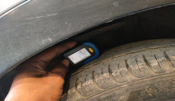 2017 Maruti S Cross ZETA 1.3, Diesel, Manual, 94,298 km, tyre