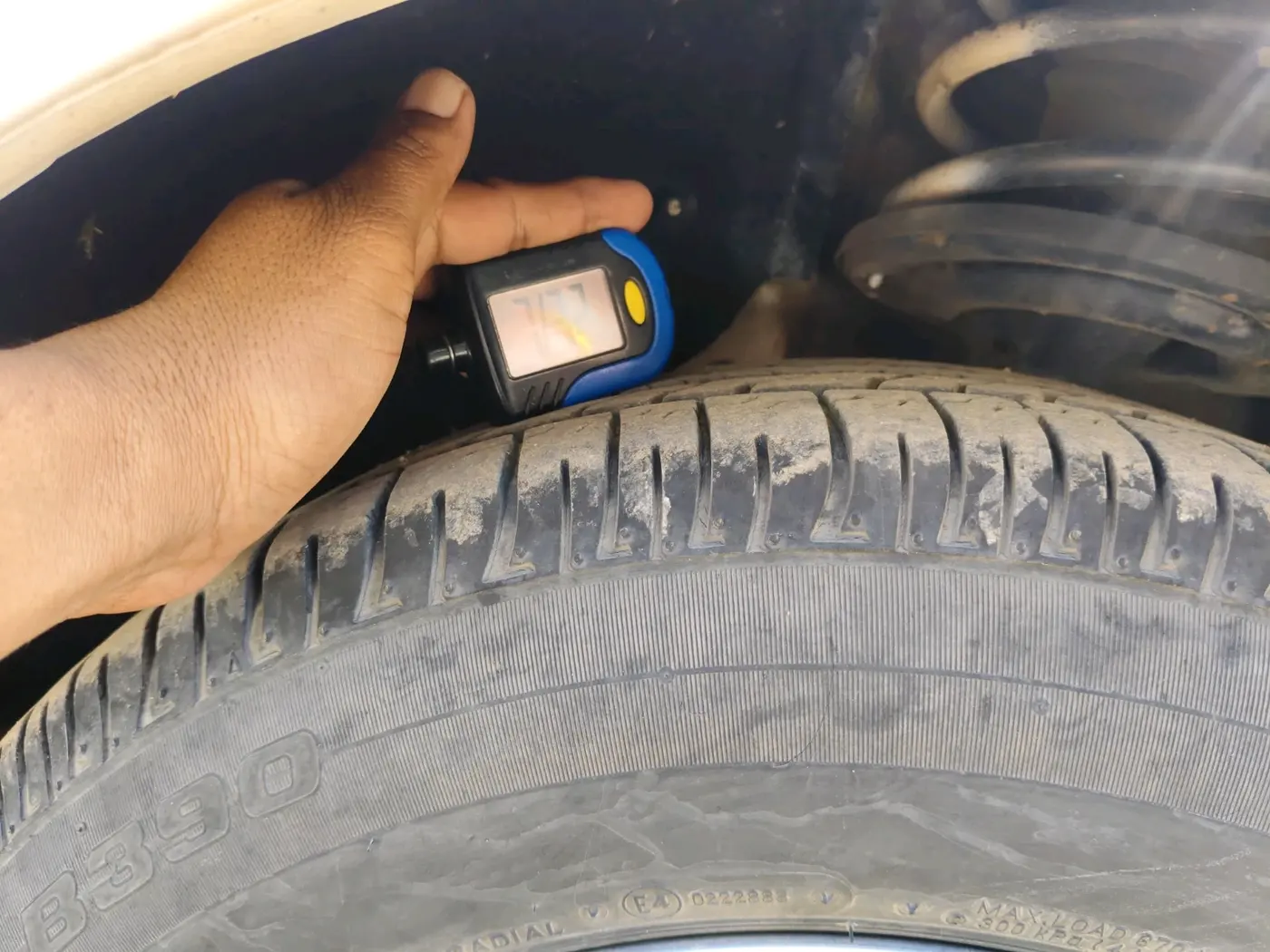 2004 Toyota Camry V4 AT, Petrol, Automatic, 75,154 km, tyre