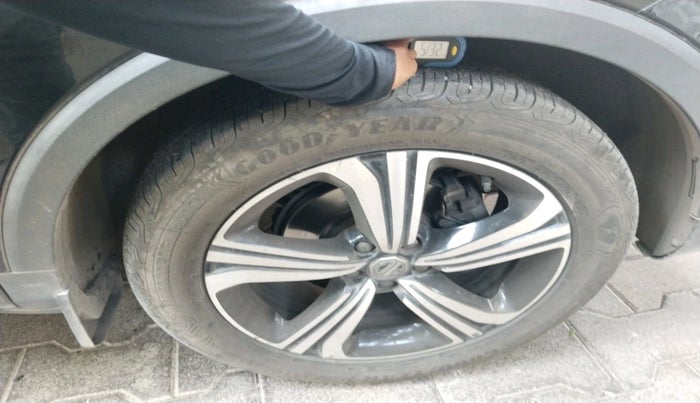 2022 MG ASTOR SHARP 1.5 CVT, Petrol, Automatic, 13,741 km, tyre