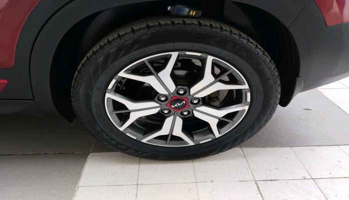 2021 KIA SELTOS GTX PLUS 1.4 PETROL, Petrol, Manual, 34,279 km, tyre