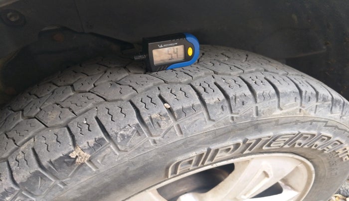 2012 Mahindra XUV500 W8, Diesel, Manual, 1,13,222 km, tyre