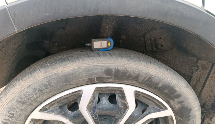 2022 Tata NEXON XMA PETROL, Petrol, Automatic, 32,960 km, tyre