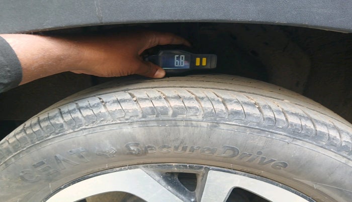 2022 Nissan MAGNITE XV TURBO CVT, Petrol, Automatic, 15,859 km, tyre