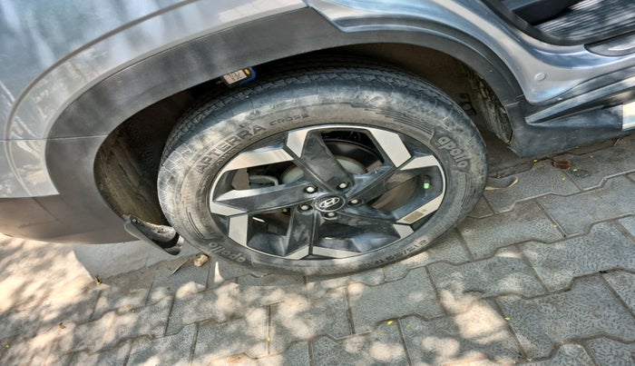 2021 Hyundai ALCAZAR 1.5 SIGNATURE (O) AT 6STR, Diesel, Automatic, 27,146 km, tyre