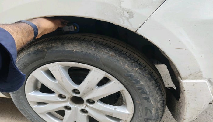 2017 Maruti Ertiga ZDI + SHVS, Diesel, Manual, 2,39,212 km, tyre