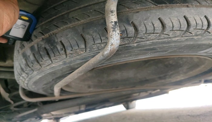 2017 Maruti Ertiga ZDI + SHVS, Diesel, Manual, 2,39,212 km, tyre