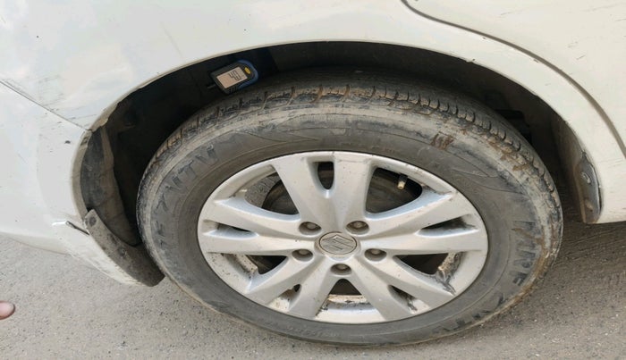 2017 Maruti Ertiga ZDI + SHVS, Diesel, Manual, 2,39,212 km, tyre