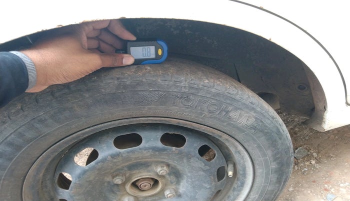 2011 Ford Figo ZXI 1.4 DIESEL, Diesel, Manual, 1,12,194 km, tyre