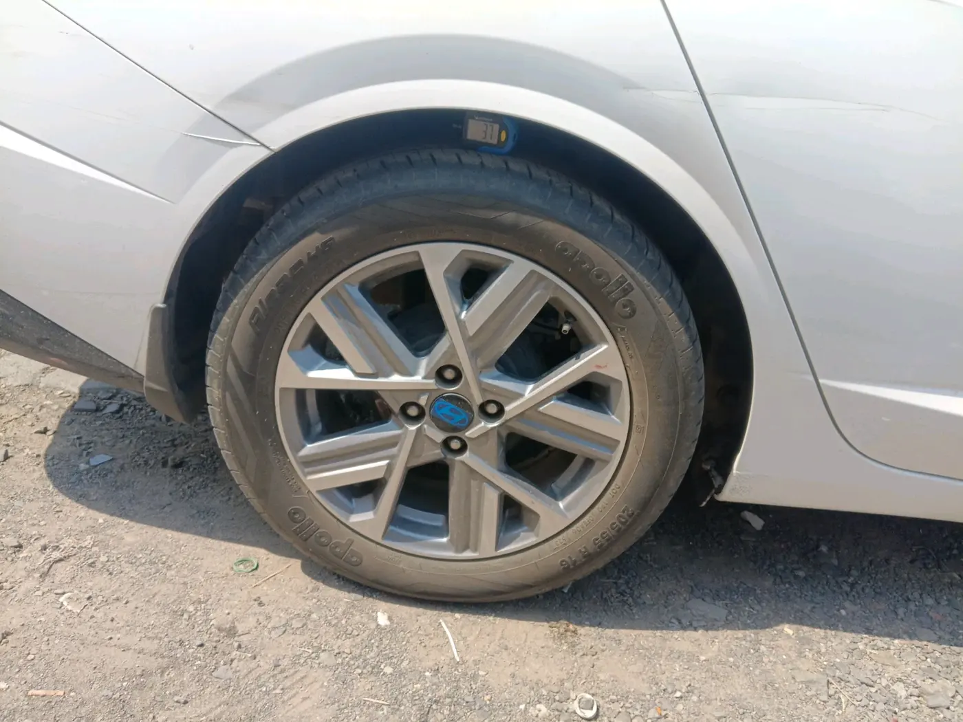 2023 Hyundai Verna SX 1.5 l MPI, Petrol, Manual, 30,143 km, tyre
