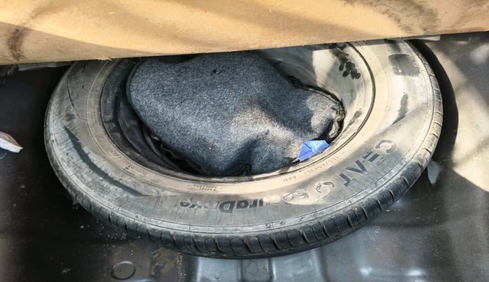 2020 Hyundai Verna 1.6 VTVT SX, Petrol, Manual, 86,532 km, tyre