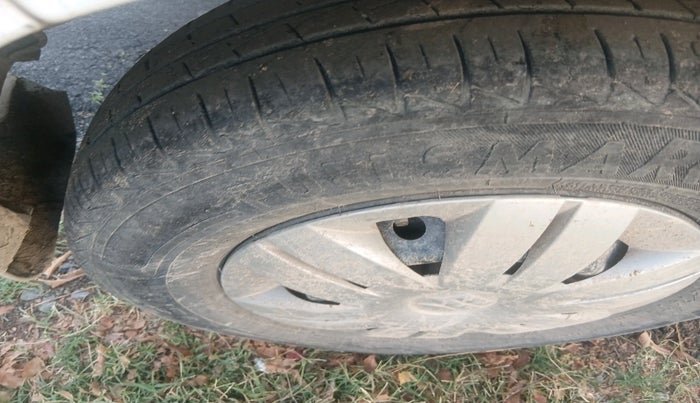 2022 Maruti Alto LXI O, Petrol, Manual, 29,604 km, tyre