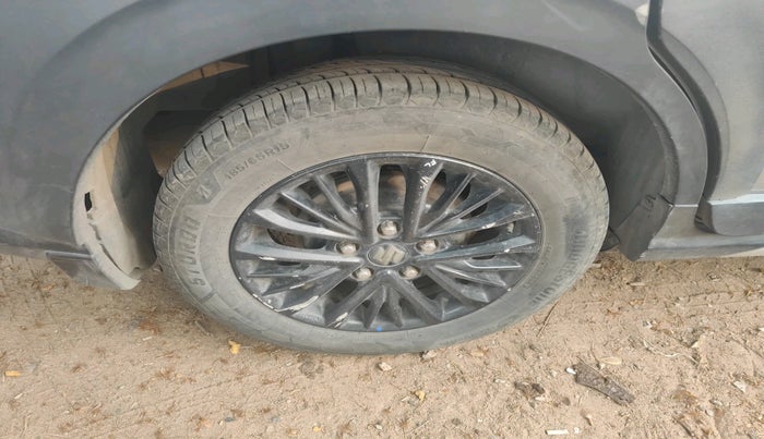 2021 Maruti XL6 ALPHA AT, Petrol, Automatic, 1,14,061 km, tyre