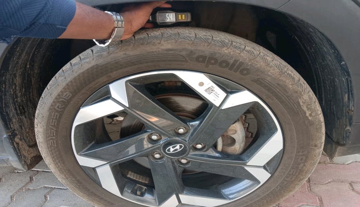 2023 Hyundai ALCAZAR 1.5 SIGNATURE (O) TURBO DCT 7, Petrol, Automatic, 32,383 km, tyre