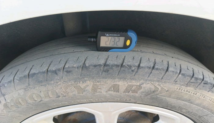 2019 Ford Ecosport TITANIUM + 1.5L DIESEL, Diesel, Manual, 10,001 km, tyre