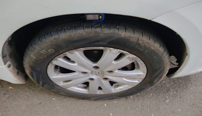 2015 Maruti Ertiga VXI CNG, CNG, Manual, 90,352 km, tyre