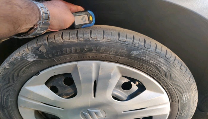 2014 Maruti Wagon R 1.0 VXI, Petrol, Manual, 42,041 km, tyre