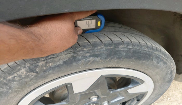 2024 Hyundai EXTER SX 1.2 CNG MT, CNG, Manual, 70,963 km, tyre